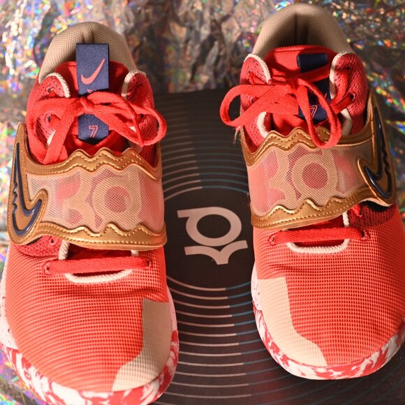 Nike KD Trey 5 X: University Red Metallic Gold main image 8